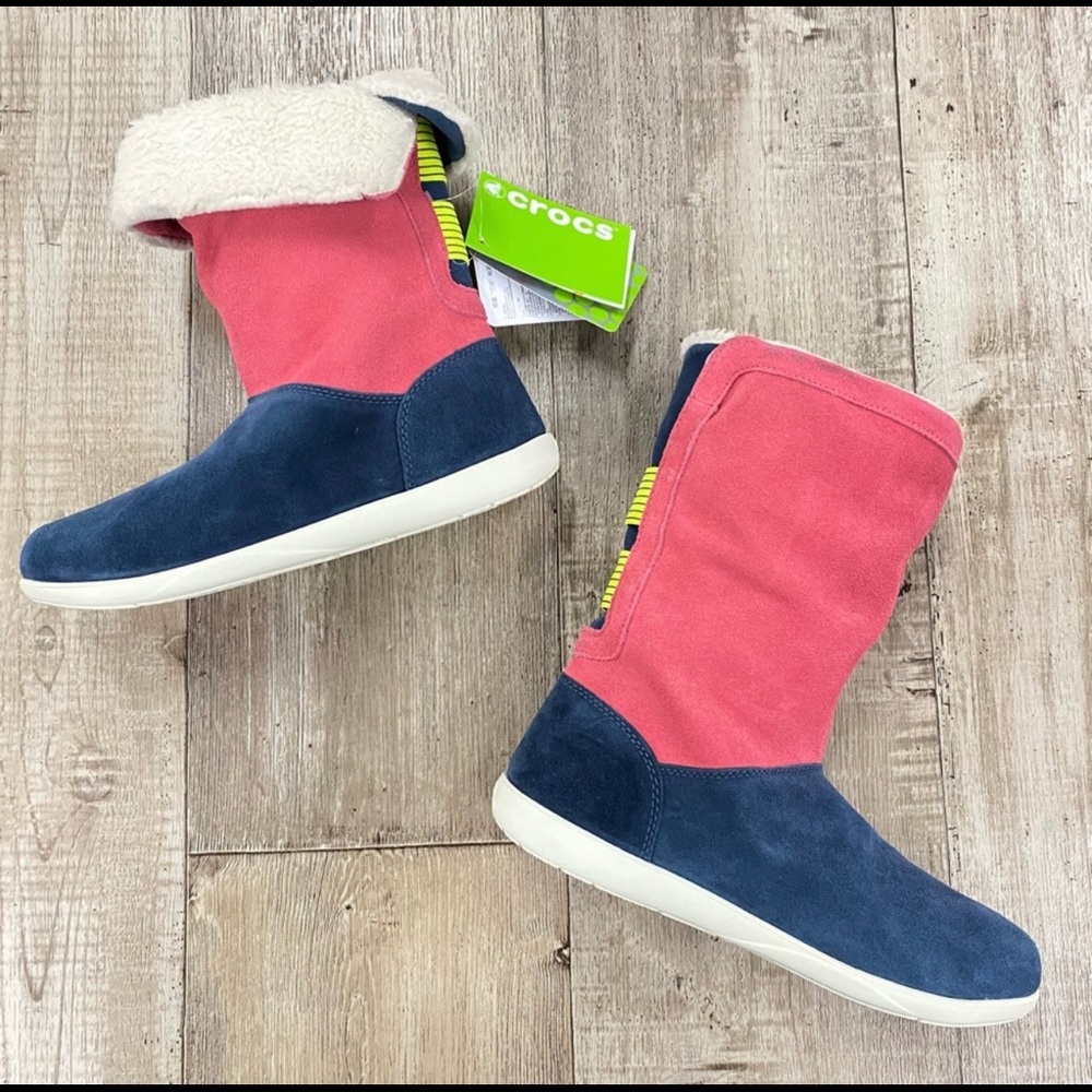 Crocs Adela Foldover Fuzzy Boot Size 9